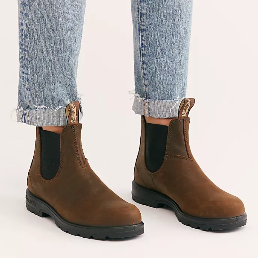New Blundstone 1609 Antique Brown Chelsea Boots